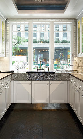 Popular Kitchen Layouts : The U-shaped Kitchen - KraftMaid