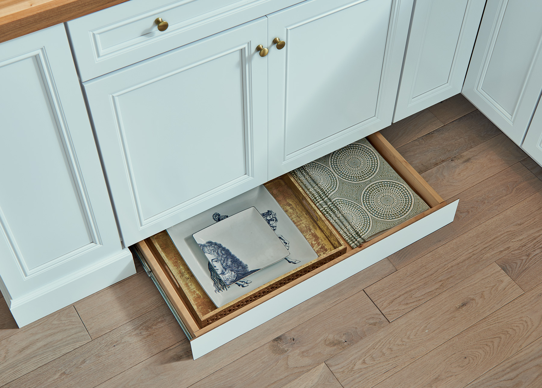 how to install kraftmaid base cabinets before or after cabinet installation four considerations to how to install kraftmaid base cabinets before or after cabinet installation four considerations to