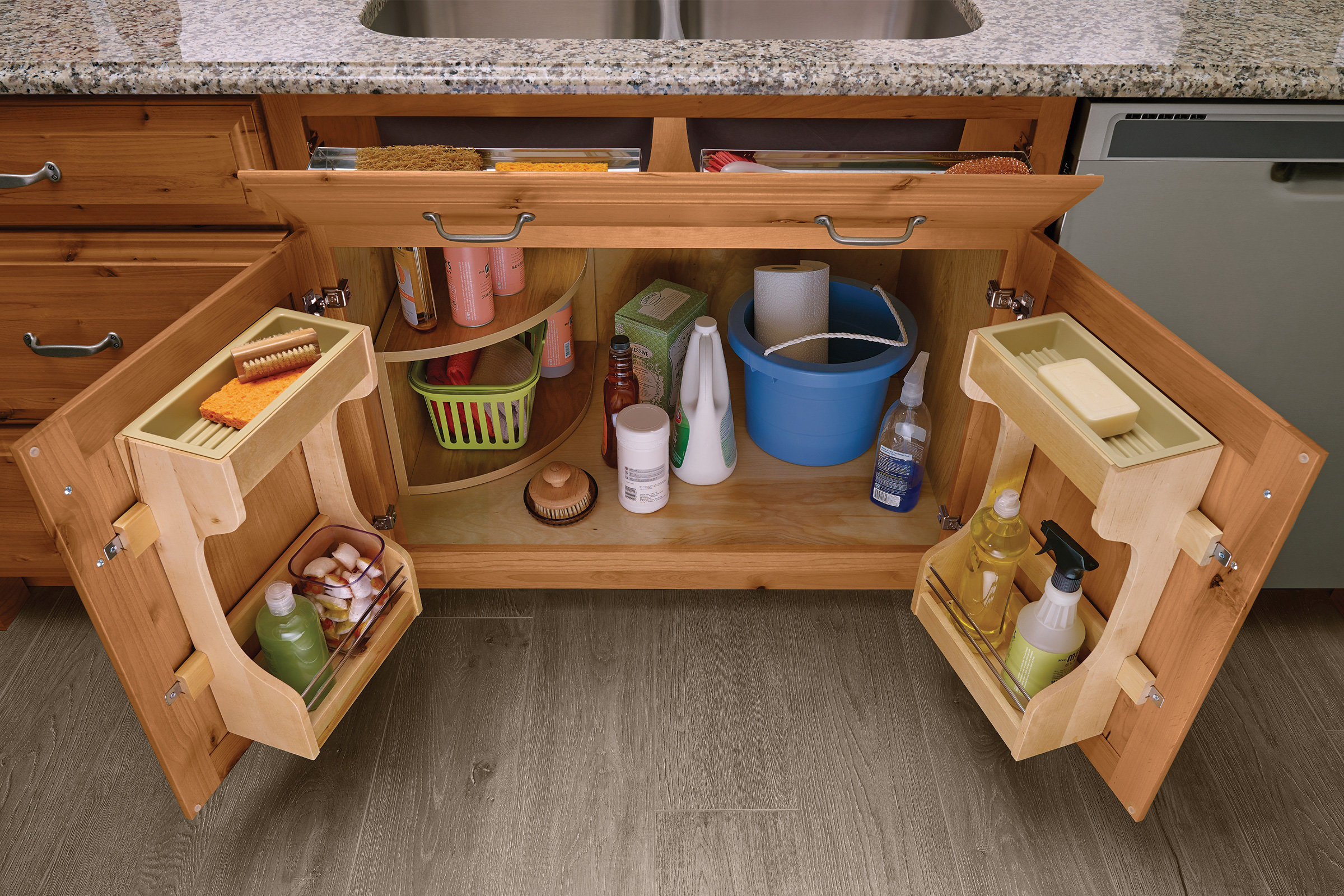 KraftMaid Over-Sink Hutch